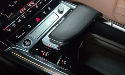 Audi e-tron 2021, 63031 км, за 50900000 KRW - фото 9
