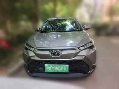 Toyota Frontlander 2023, 1400 км, за 93251.23 CNY