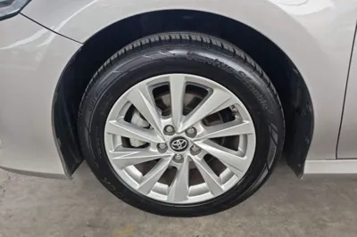 Toyota Camry 2021, 43200 км, за 112025.8 CNY - фото 10