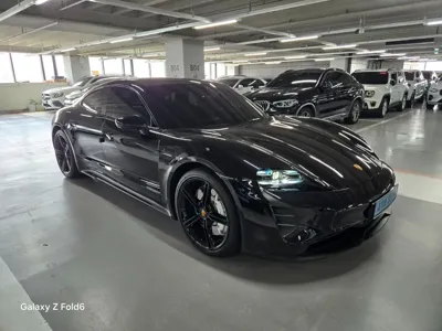 Porsche Taycan 2023, 20094 км, за 135000000 KRW