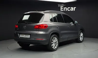 Volkswagen Tiguan 2012, 158862 км, за 5290000 KRW - фото 2