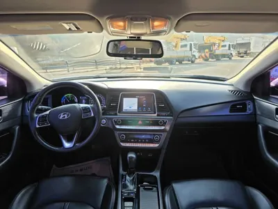 Hyundai Sonata 2018, 162344 км, за 11300000 KRW - фото 9
