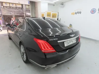 Genesis EQ900 2017, 200000 км, за 15000000 KRW