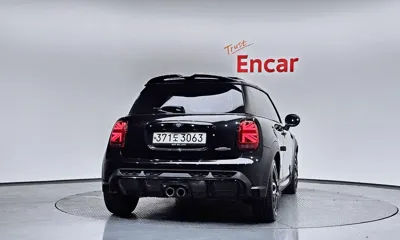 MINI Cooper 2023, 32045 км, за 28900000 KRW