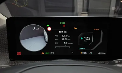 Kia EV6 2025, 42393 км, за 38050000 KRW - фото 8