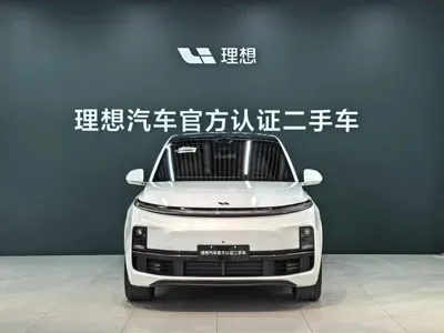 Li Auto Li L8 2026, 100 км, за 285800 CNY