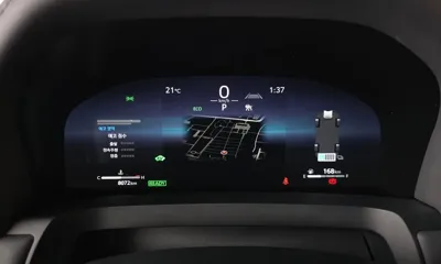 Toyota Alphard 2025, 8072 км, за 113000000 KRW - фото 8