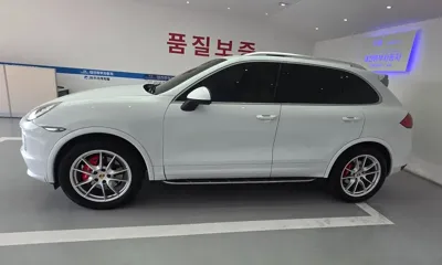 Porsche Cayenne 2014, 220000 км, за 13500000 KRW