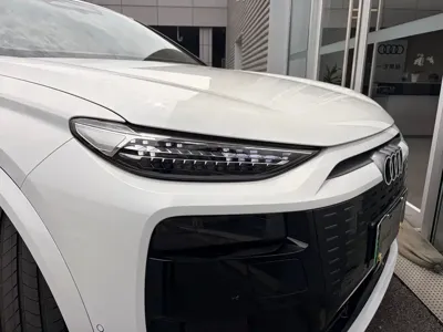 Audi 奥迪Q6L e-tron 2025, 12000 км, за 248800 CNY - фото 17