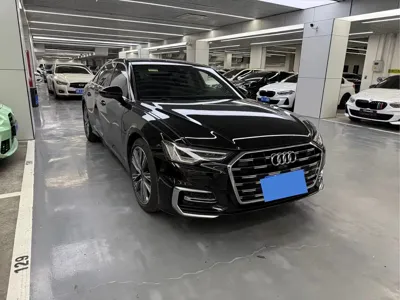 Audi A6L 2024, 6000 км, за 157000 CNY