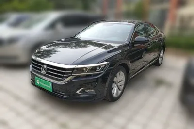 Volkswagen Passat 2020, 33900 км, за 97660.43 CNY - фото 1