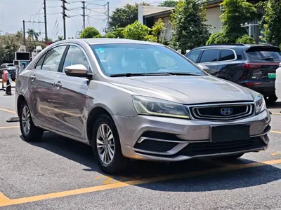 Geely Emgrand 2018, 86000 км, за 10200 CNY