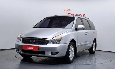 Kia Canival · 2012 год