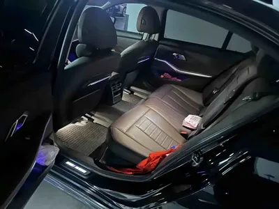 BMW 3 Series 2020, 76000 км, за 126800 CNY
