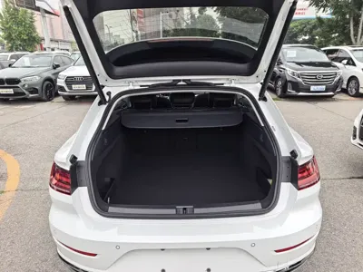 Volkswagen CC 2023, 60000 км, за 147900 CNY - фото 15