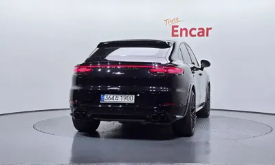 Porsche Cayenne 2021, 76307 км, за 90990000 KRW