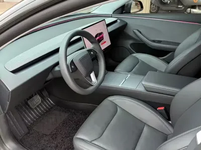 Tesla Model 3 2025, 9000 км, за 158800 CNY - фото 11