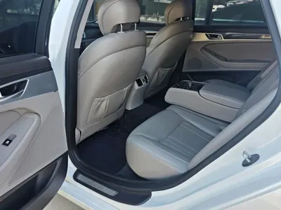 Hyundai Genesis 2015, 261664 км, за 12500000 KRW - фото 11