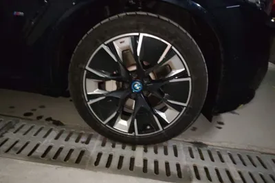 BMW iX3 2023, 63800 км, за 172172.17 CNY - фото 8