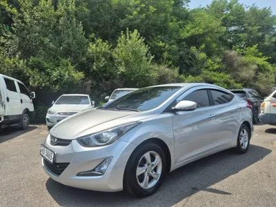 Hyundai Avante · 2015 год