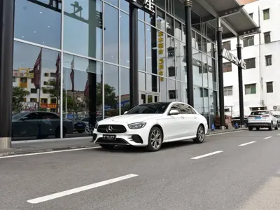 Mercedes-Benz E-Class 2022, 33600 км, за 219800 CNY