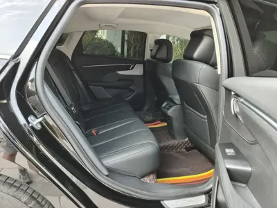 Buick LaCrosse 2023, 65000 км, за 109800 CNY - фото 12