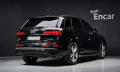 Audi Q7 2022, 73088 км, за 58900000 KRW