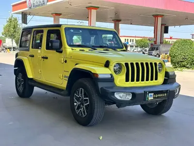 Jeep Wrangler PHEV 2024, 110000 км, за 216000 CNY - фото 3