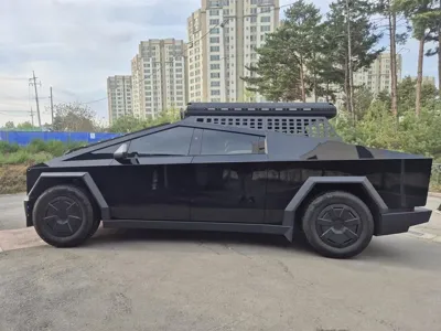 Tesla Cybertruck 2024, 13334 км, за 140000000 KRW