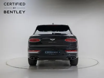 Bentley Bentayga 2025, 7212 км, за 275000000 KRW