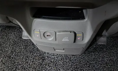 Kia Canival 2018, 80123 км, за 15990000 KRW - фото 28