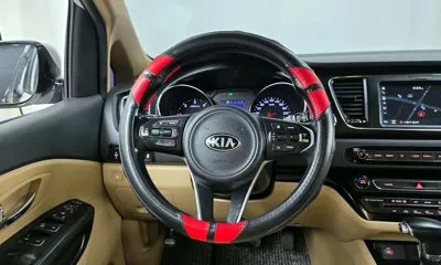 Kia Canival 2018, 197153 км, за 10500000 KRW - фото 13