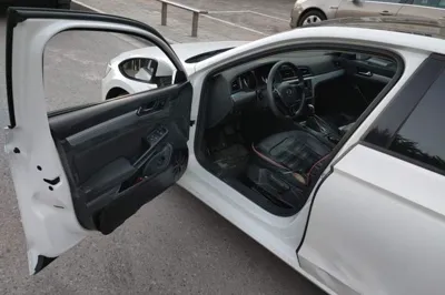 Volkswagen Lamando 2018, 91700 км, за 59366.67 CNY - фото 13