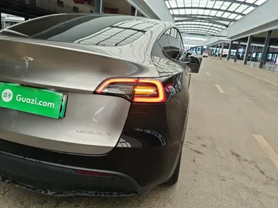 Tesla Model Y 2022, 107899 км, за 136400 CNY - фото 8