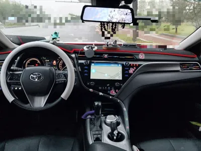 Toyota Camry 2019, 94900 км, за 102416.78 CNY - фото 10