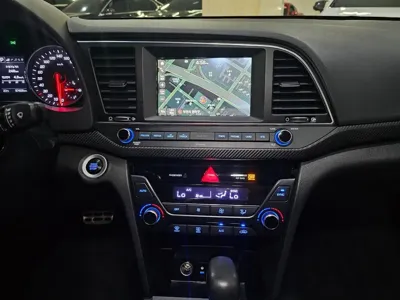 Hyundai Avante 2017, 97405 км, за 10200000 KRW - фото 9
