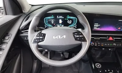 Kia Niro 2026, 5969 км, за 30500000 KRW - фото 14
