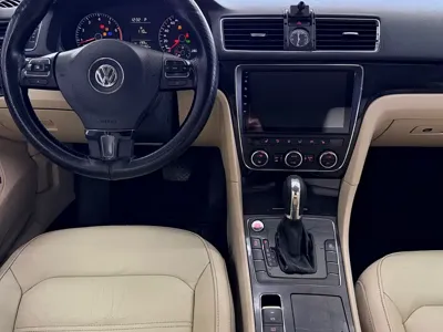 Volkswagen Passat 2015, 165000 км, за 24800 CNY - фото 13