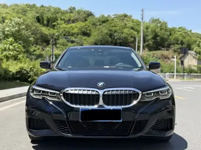 BMW 3 Series 2020, 71000 км, за 128000 CNY