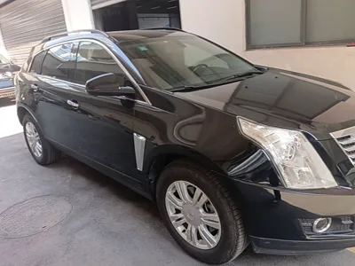 Cadillac SRX 2015, 89800 км, за 52888.2 CNY