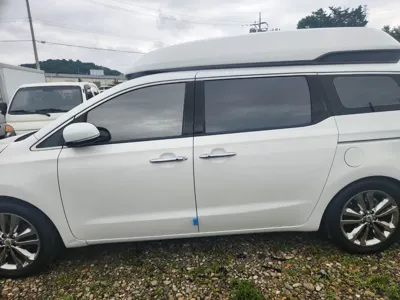 Kia Canival 2016, 129000 км, за 13000000 KRW