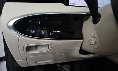 Genesis GV70 2025, 21815 км, за 99990000 KRW - фото 28