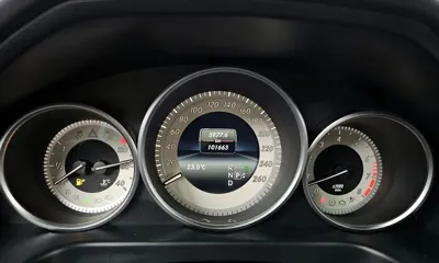 Mercedes-Benz E-Class 2015, 101663 км, за 11500000 KRW - фото 8