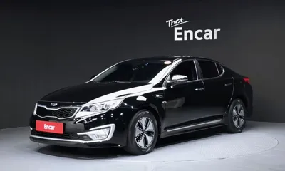 Kia K5 · 2012 год