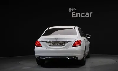 Mercedes-Benz C-Class 2016, 157762 км, за 11900000 KRW
