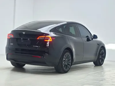 Tesla Model Y 2022, 40000 км, за 116800 CNY - фото 5