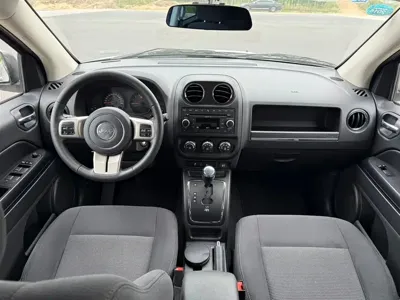 Jeep Compass (Import) 2011, 32000 км, за 25800 CNY - фото 6