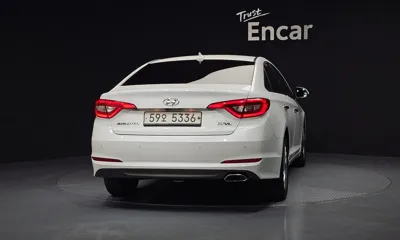 Hyundai Sonata 2015, 133034 км, за 6900000 KRW - фото 4