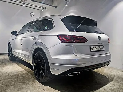 Volkswagen Touareg 2023, 21766 км, за 72000000 KRW