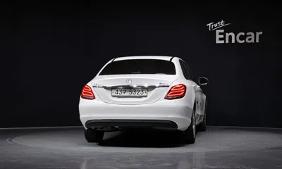 Mercedes-Benz C-Class 2018, 118640 км, за 14500000 KRW
